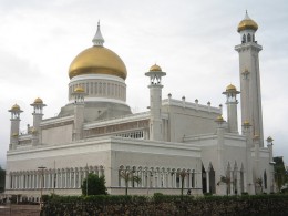 Sultan Omar Ali Saifuddin Mosque Sultan Omar Ali Saifuddin Mosque